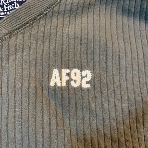 ABERCROMBIE & FITCH | vintage ribbed long sleeve olive shirt, size medium - Picture 2 of 4